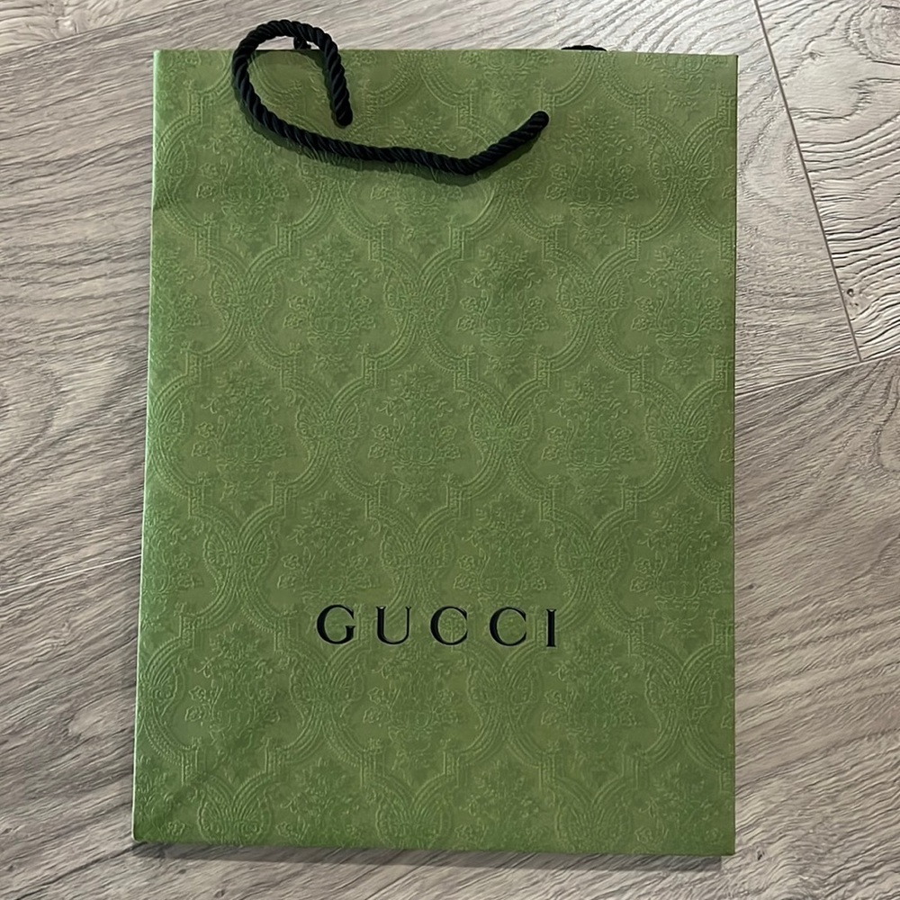 Gucci shopping bag